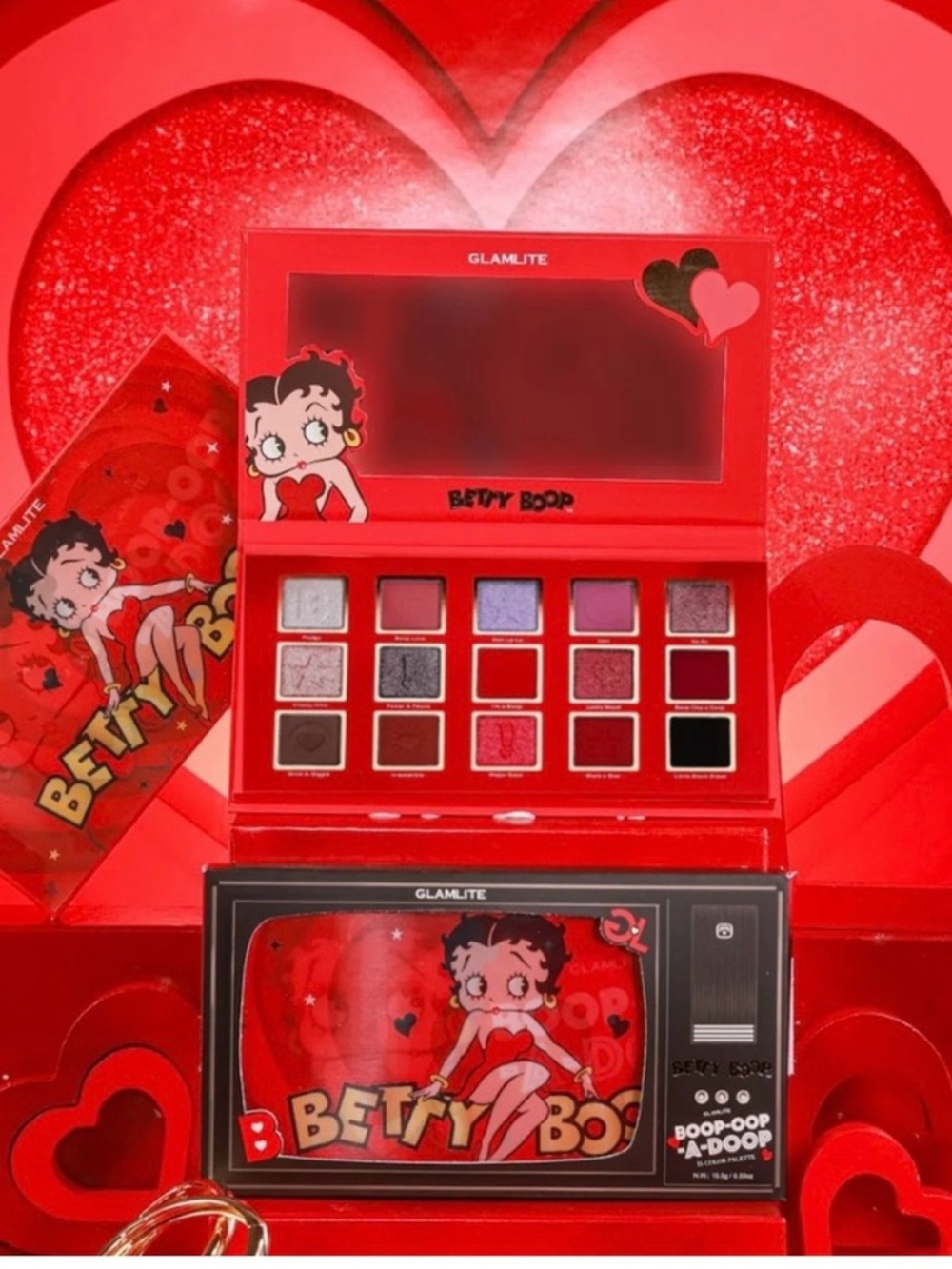 Betty Boop Red Eyeshadow Palette with Mixed Shades